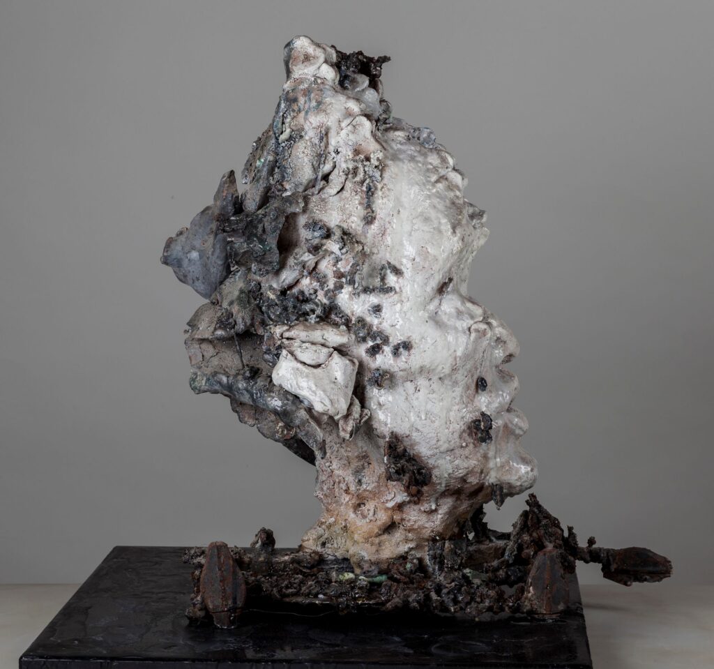 Opere111 Polimaterico 30x38x57 2008